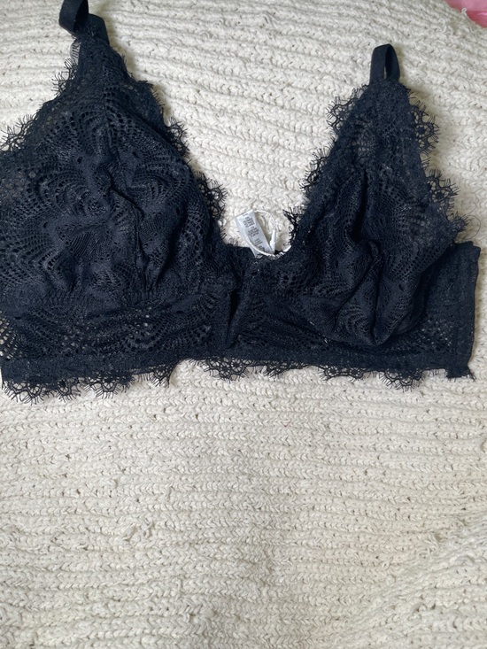 Cosabella Other - Cosabella Black Lace Bralette with Scalloped Trim